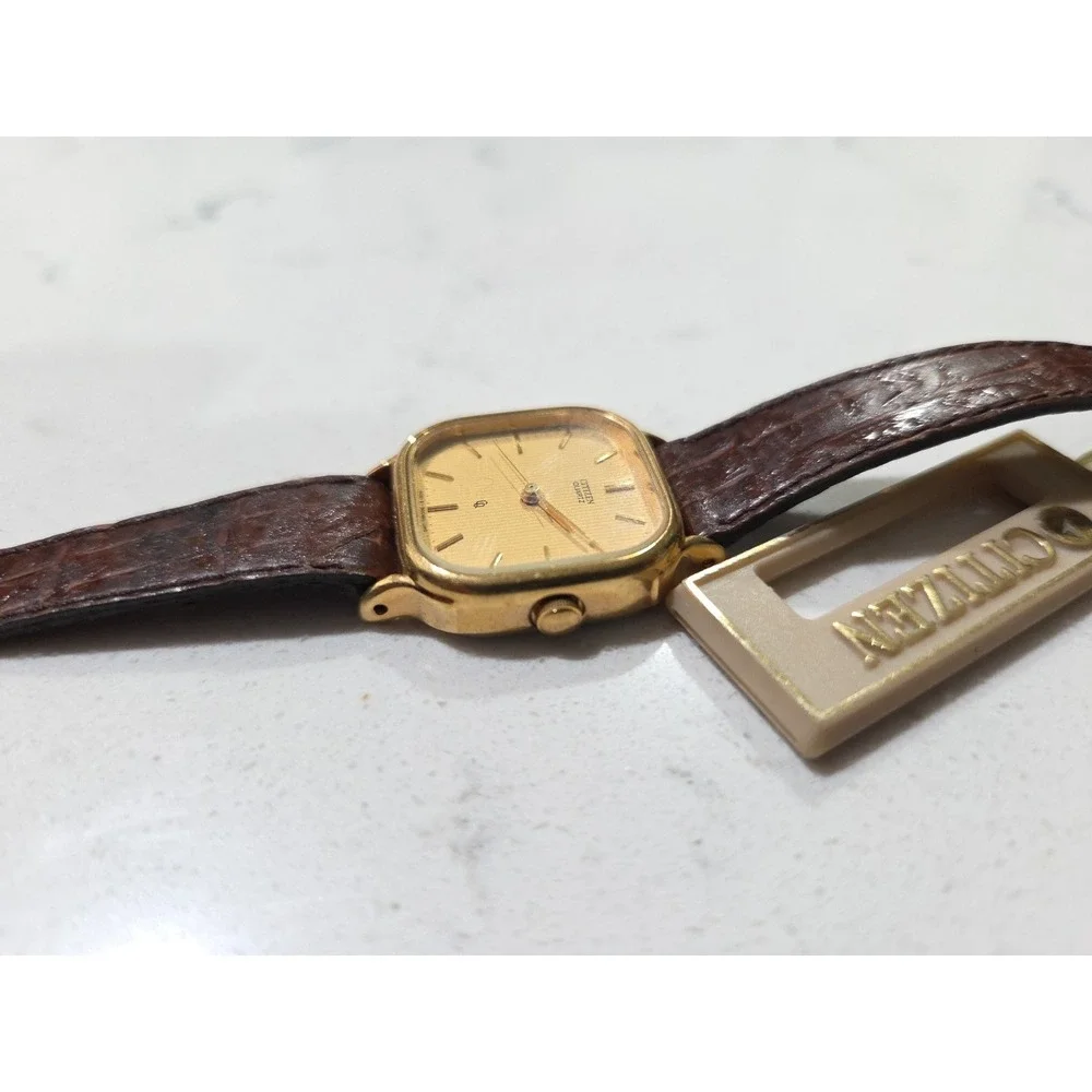 VTG Citizen Quartz Watch 4031 Men Gold Tone Oval